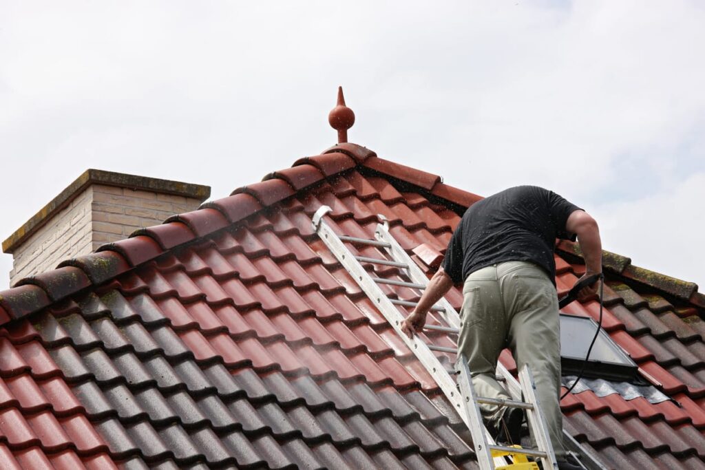 Macclesfield roof cleaning
