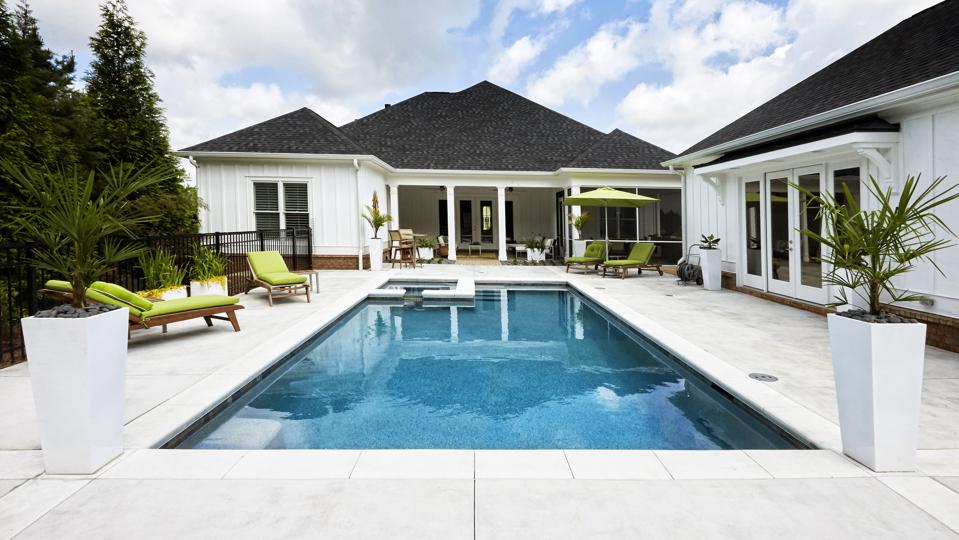 Pool Repair and Replacement Services